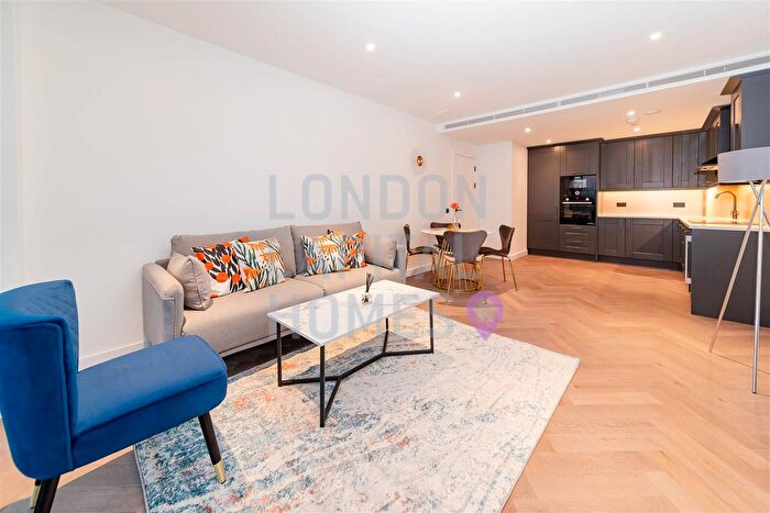 2 Bedroom Flat To Rent In Merino Gardens, London, E1W