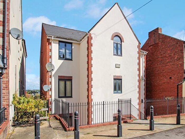 1 Bedroom Apartment To Rent In Clairson Court, Dixon Street, SN1