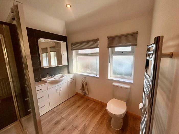 1 Bedroom Maisonette To Rent In Ridgehurst Avenue, Leavesden, Watford, WD25