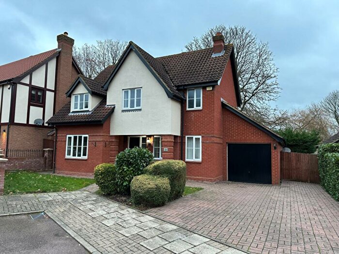 4 Bedroom Detached House To Rent In Acacia Way, Bexley, Sidcup, DA15