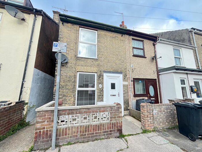 2 Bedroom Terraced House To Rent In Tonning Street, Lowestoft, NR32