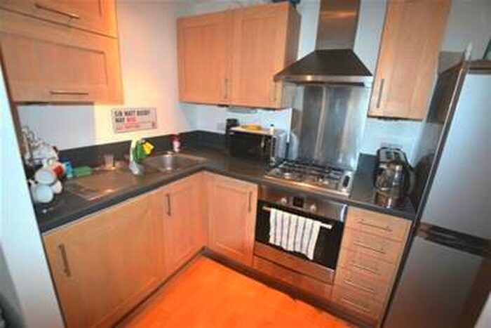 1 Bedroom Flat To Rent In Parklands Manor, Wakefield, WF1