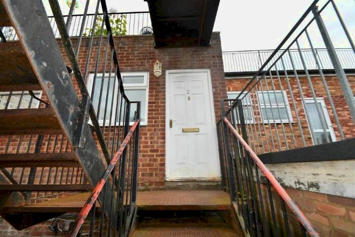 2 Bedroom Flat To Rent In Victoria Road, Aldershot, GU11
