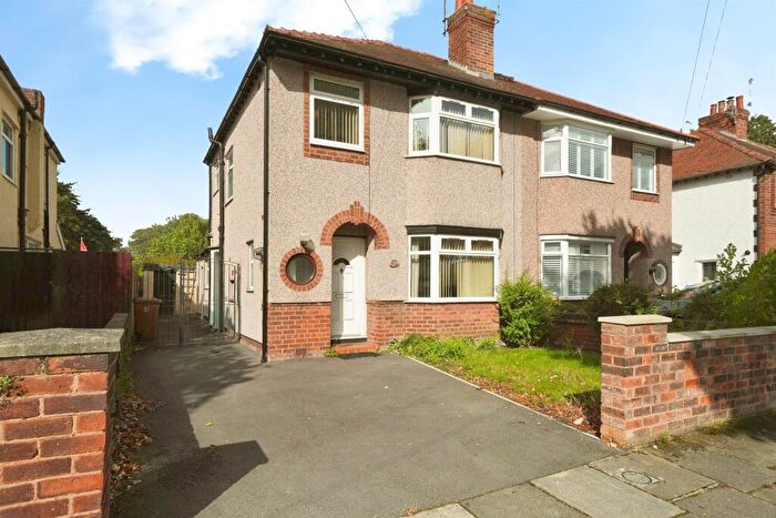 3 Bedroom Semi-Detached House For Sale In Pine Avenue, Wirral, CH63