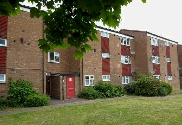 3 Bedroom Flat To Rent In Mulberry Close, Broxbourne, EN10