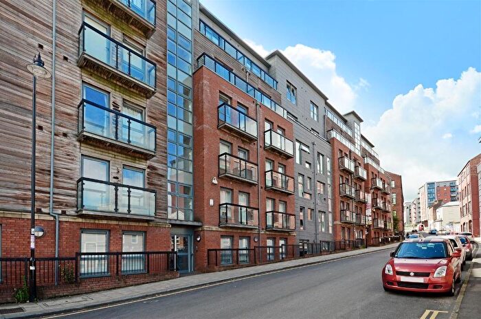 1 Bedroom Apartment To Rent In Upper Allen Street, City Centre, Sheffield, S3