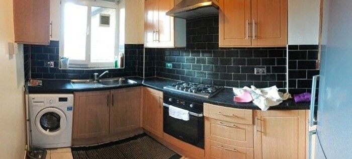 3 Bedroom Maisonette To Rent In Stepney Way, Stepney Green/Whitechapel, E1