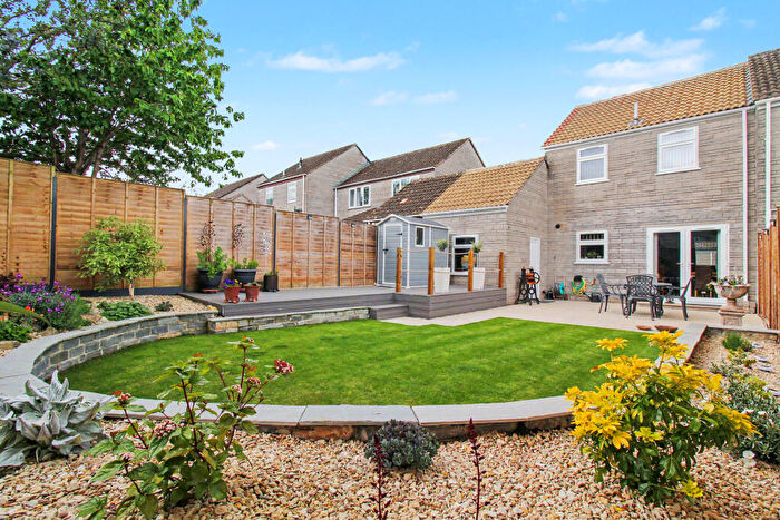 3 Bedroom Semi-Detached House For Sale In Holm Oaks, Butleigh, BA6