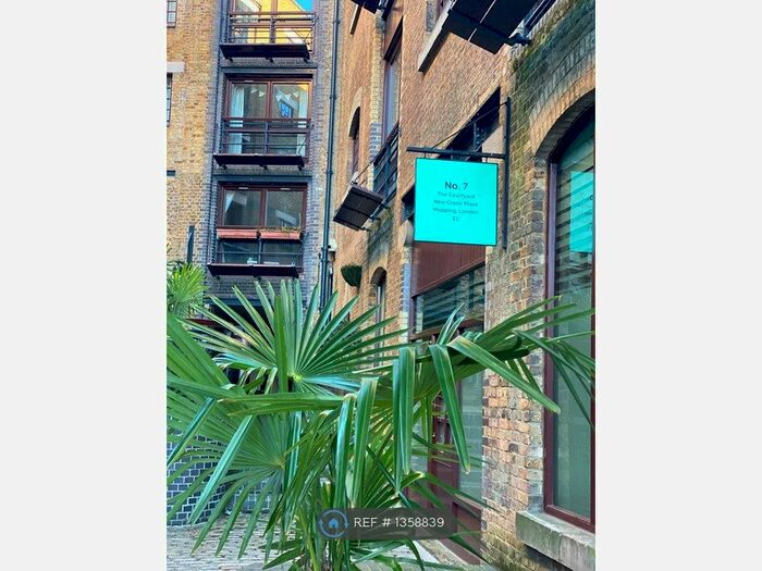 Studio To Rent In New Crane Place, London, E1W