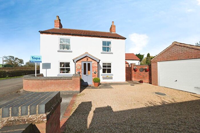 3 Bedroom Detached House For Sale In North Green, East Drayton, Retford, DN22
