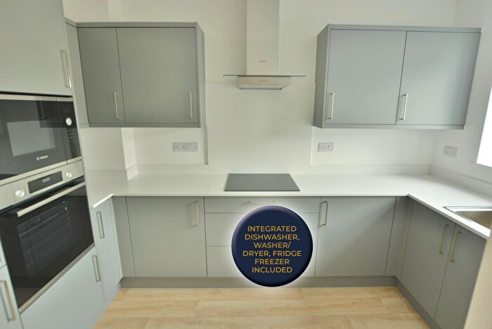 2 Bedroom Riad For Sale In Platinum Way, Corfe Mullen, BH21