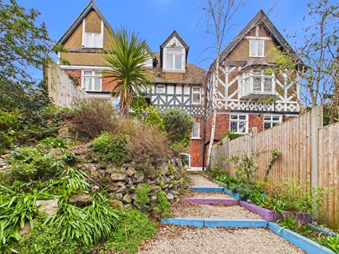 2 Bedroom Flat For Sale In Oaklands Road, Bromley, BR1