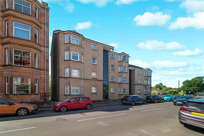 2 Bedroom Flat For Sale In Old Castle Road, Cathcart, Glasgow, G44