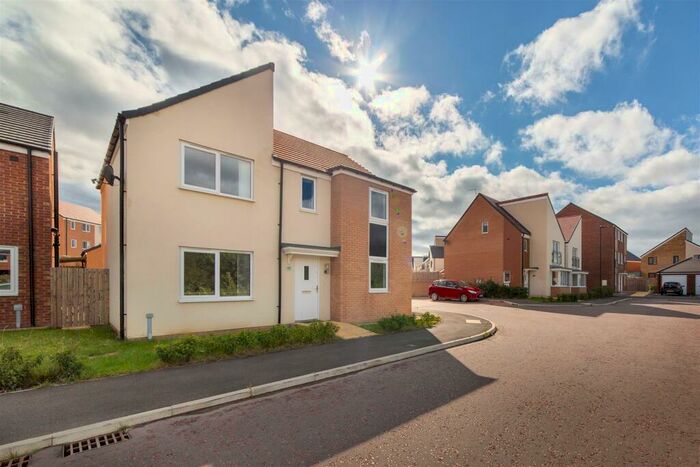 4 Bedroom Detached House To Rent In Osprey Walk, Great Park, NE12