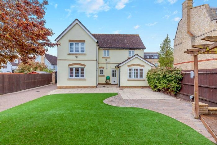 3 Bedroom Detached House For Sale In Gainsborough Road, Black Notley, CM77