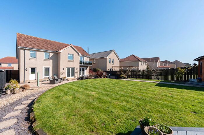 4 Bedroom Detached House For Sale In Inchkeith Crescent, Kirkcaldy, KY1
