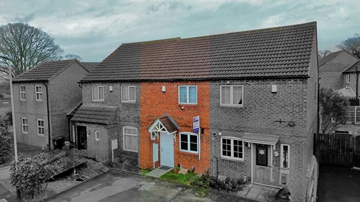 2 Bedroom Terraced House For Sale In Oxon Way, Leicester, Leicestershire, LE5