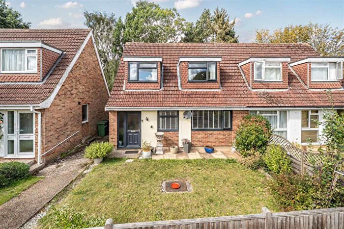 2 Bedroom Semi-Detached House For Sale In Reculver Walk, Maidstone, ME15