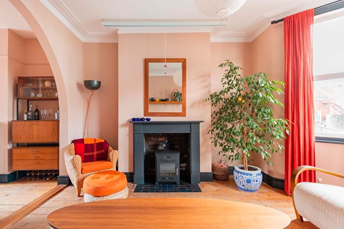 4 Bedroom Terraced House For Sale In Daisy Road, Greenbank, BS5