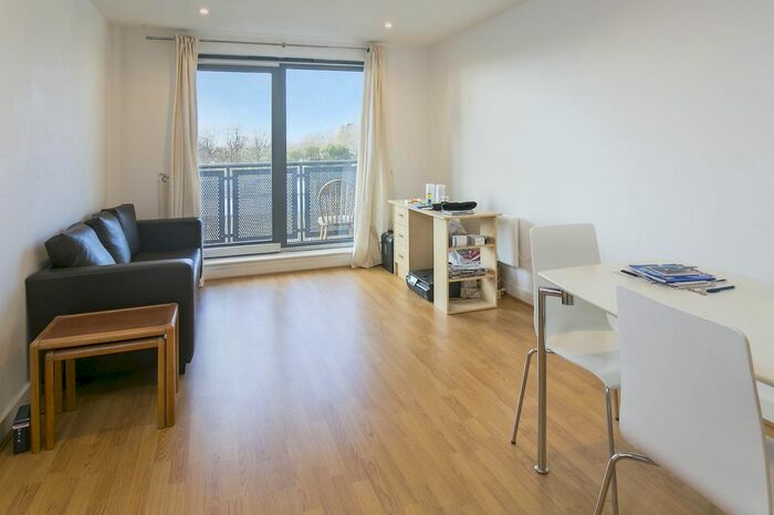 1 Bedroom Flat To Rent In Vista House, Collier Wood, SW19