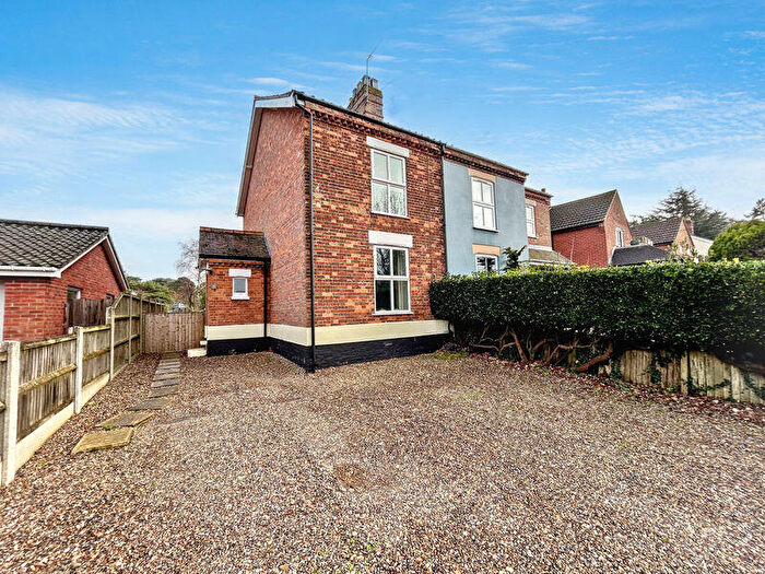 3 Bedroom Semi Detached House For Sale In Priory Road, St Olaves, NR31