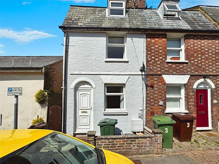 2 Bedroom End Of Terrace House To Rent In North Street, Tunbridge Wells, Kent, TN2