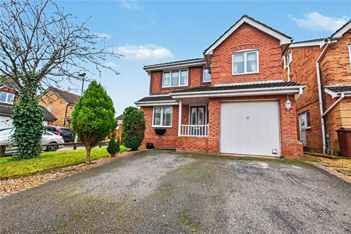 4 Bedroom Detached House For Sale In Sandringham Close, Morley, Leeds, West Yorkshire, LS27