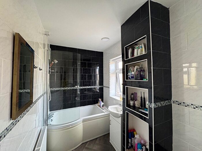3 Bedroom Terraced House For Sale In Calcot Walk, Wythenshawe, Manchester, M23