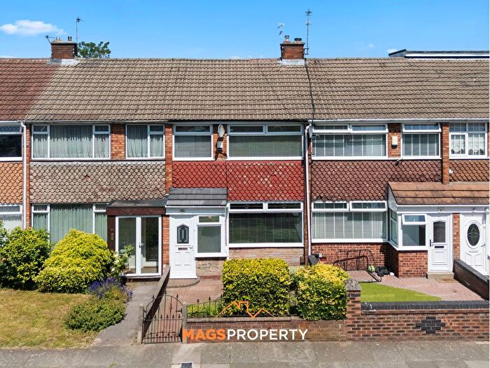3 Bedroom Terraced House For Sale In Parkside Drive, Liverpool, L12