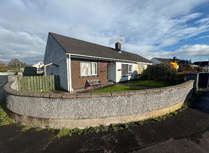 3 Bedroom Semi-detached Bungalows For Sale In Meadowvale Park, Limavady, BT49