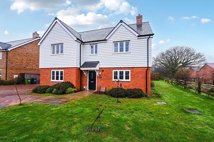 5 Bedroom Detached House For Sale In Bulrush Lane, Hellingly, BN27