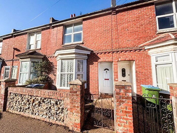2 Bedroom Terraced House For Sale In Ockley Road, Bognor Regis, PO21