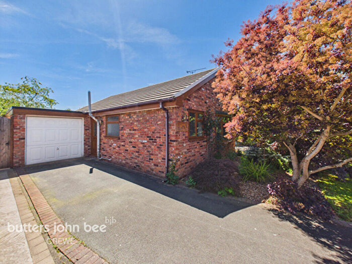 2 Bedroom Detached Bungalow For Sale In Woolston Drive, Hough, CW2