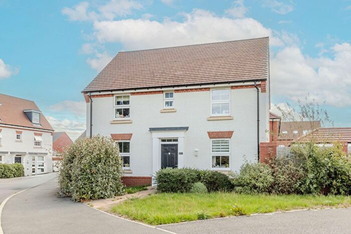 3 Bedroom Detached House For Sale In Horton Drive, Upper Lighthorne, CV33