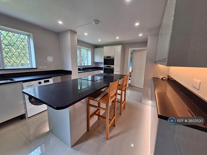 4 Bedroom Detached House To Rent In Harvington Drive, Shirley, Solihull, B90