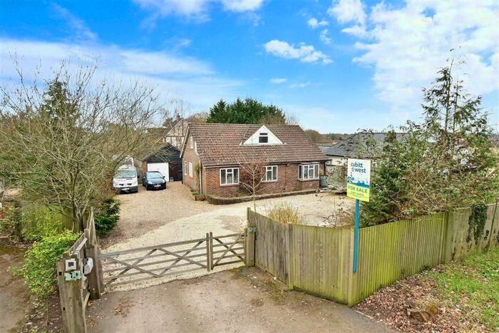 4 Bedroom Bungalow For Sale In Reigate Road, Hookwood, Horley, Surrey, RH6