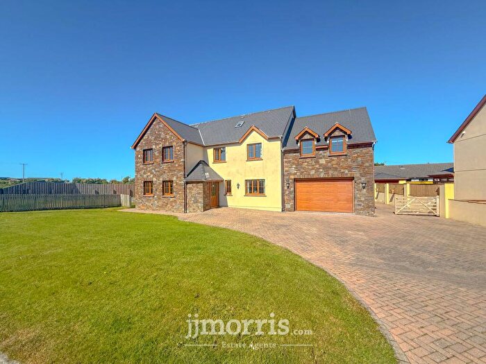 7 Bedroom Detached House For Sale In Clos-Y-Gwyddil, Ferwig, SA43