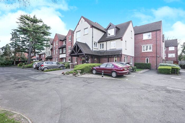 2 Bedroom Flat For Sale In Pendene Court, Penn Road, Wolverhampton, West Midlands, WV4