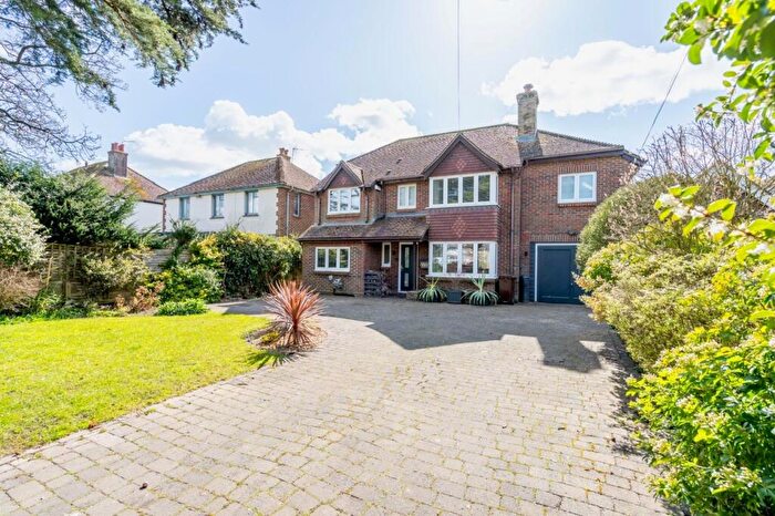 5 Bedroom Detached House For Sale In Outerwyke Road, Bognor Regis, PO22