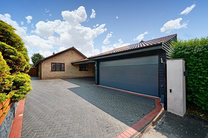 4 Bedroom Bungalow For Sale In Rusts Lane, Alconbury, Huntingdon, PE28