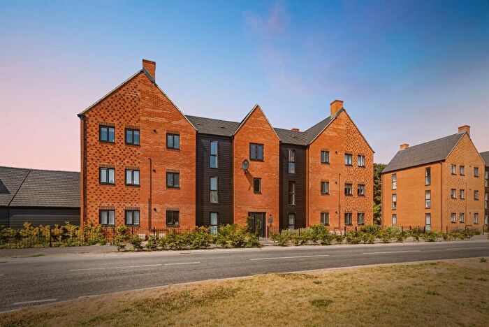 2 Bedroom Flat For Sale In Copper Place, Basingstoke, RG23