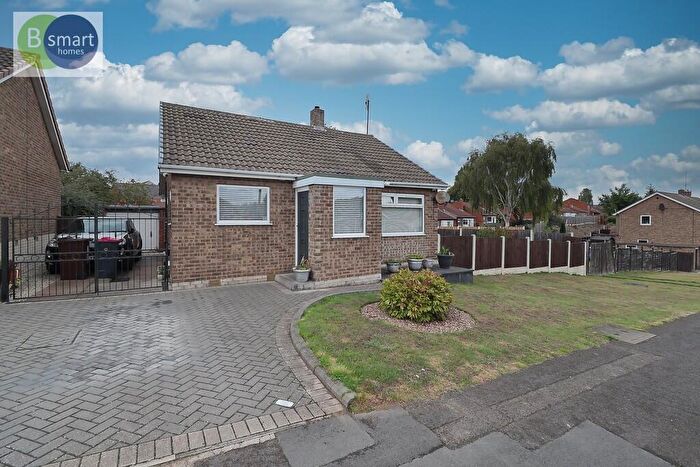 2 Bedroom Detached Bungalow For Sale In Lime Grove, Swinton, S64