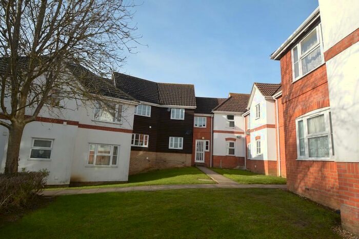 1 Bedroom Flat To Rent In Bewick Court, Sible Hedingham, CO9