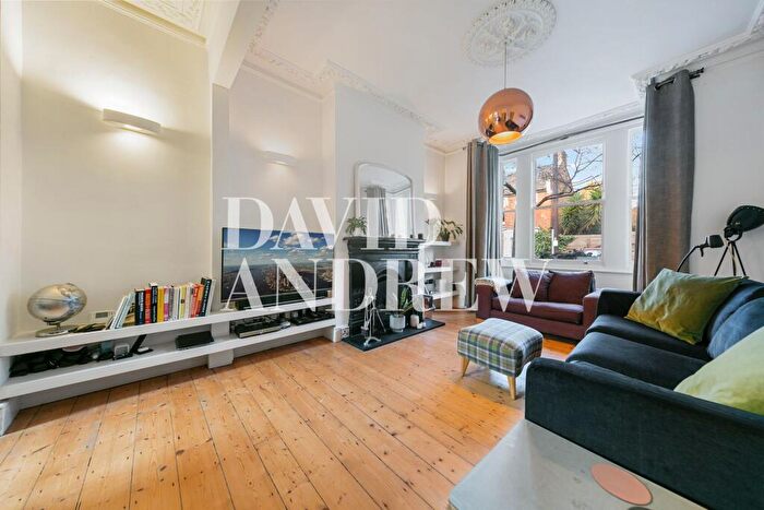 3 Bedroom Terraced House To Rent In Legard Road, London, N5