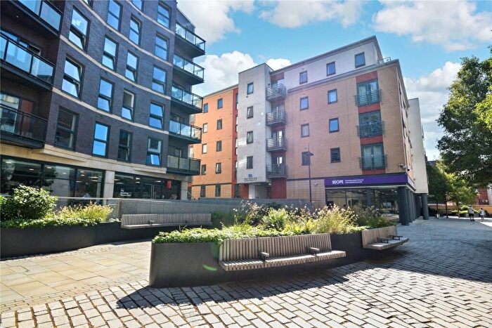 1 Bedroom Apartment To Rent In Waterloo Apartments, Waterloo Street, Leeds, West Yorkshire, LS10