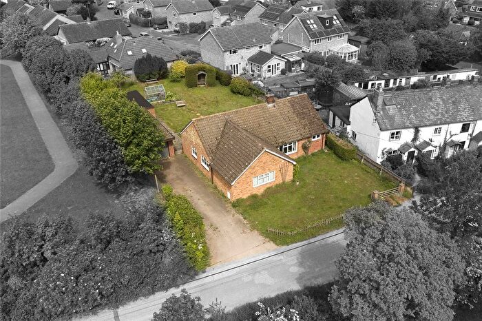 3 Bedroom Bungalow For Sale In School Lane, Haslingfield, Cambridge, Cambridgeshire, CB23