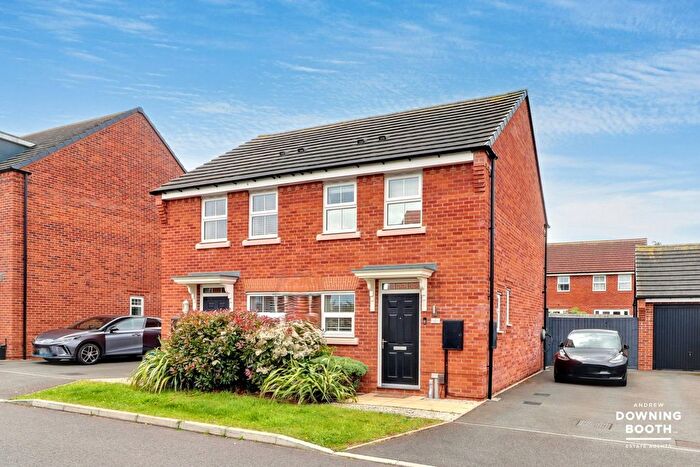 2 Bedroom Semi-Detached House For Sale In Wakelin Way, Lichfield, WS13