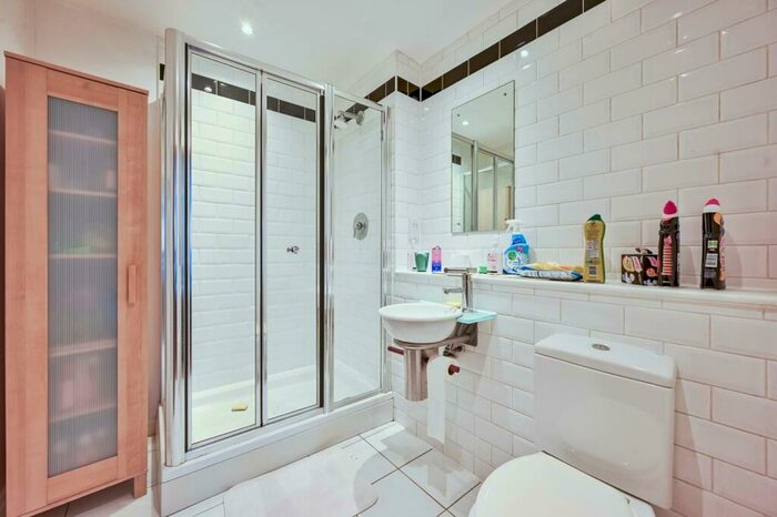 2 Bedroom Flat To Rent In Building, Hopton Road, Woolwich, London, SE18