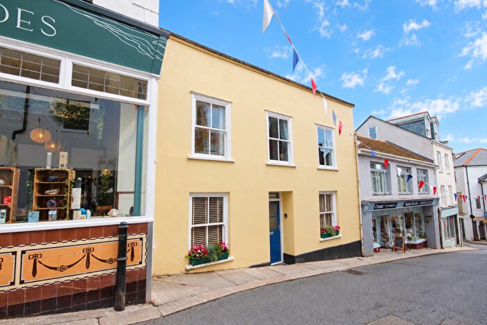 6 Bedroom Character Property For Sale In Lostwithiel Street, Fowey, Cornwall, PL23