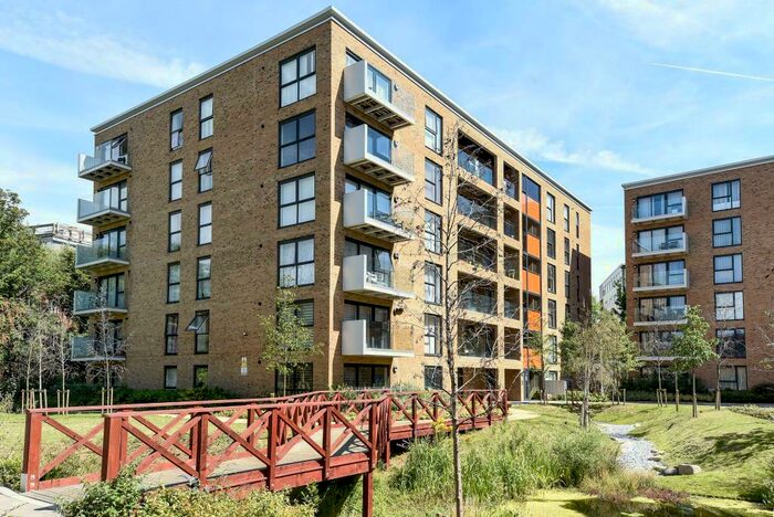 2 Bedroom Apartment To Rent In Edgware, Harrow, HA8